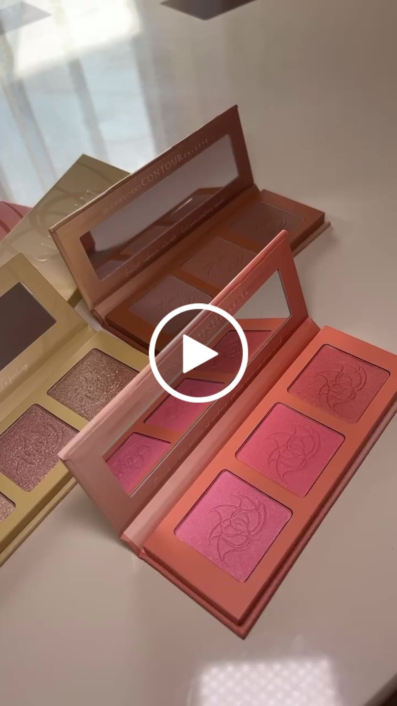 Customer video review of Paleta rumenila