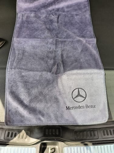 Customer photo review of Personalisierte Mikrofaser-Tücher: Schnelle Entfernung von Flecken im Auto