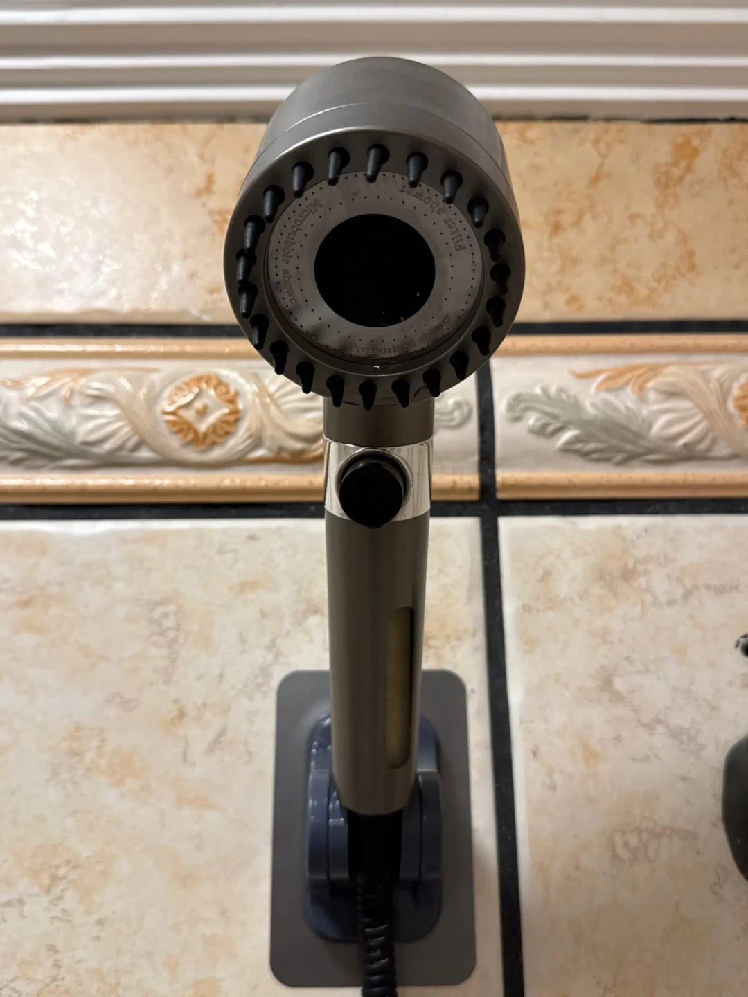 Customer photo review of Doccino Filtrante ZEROTRACCE: Meno Tracce e Più Pulizia nella Tua Doccia