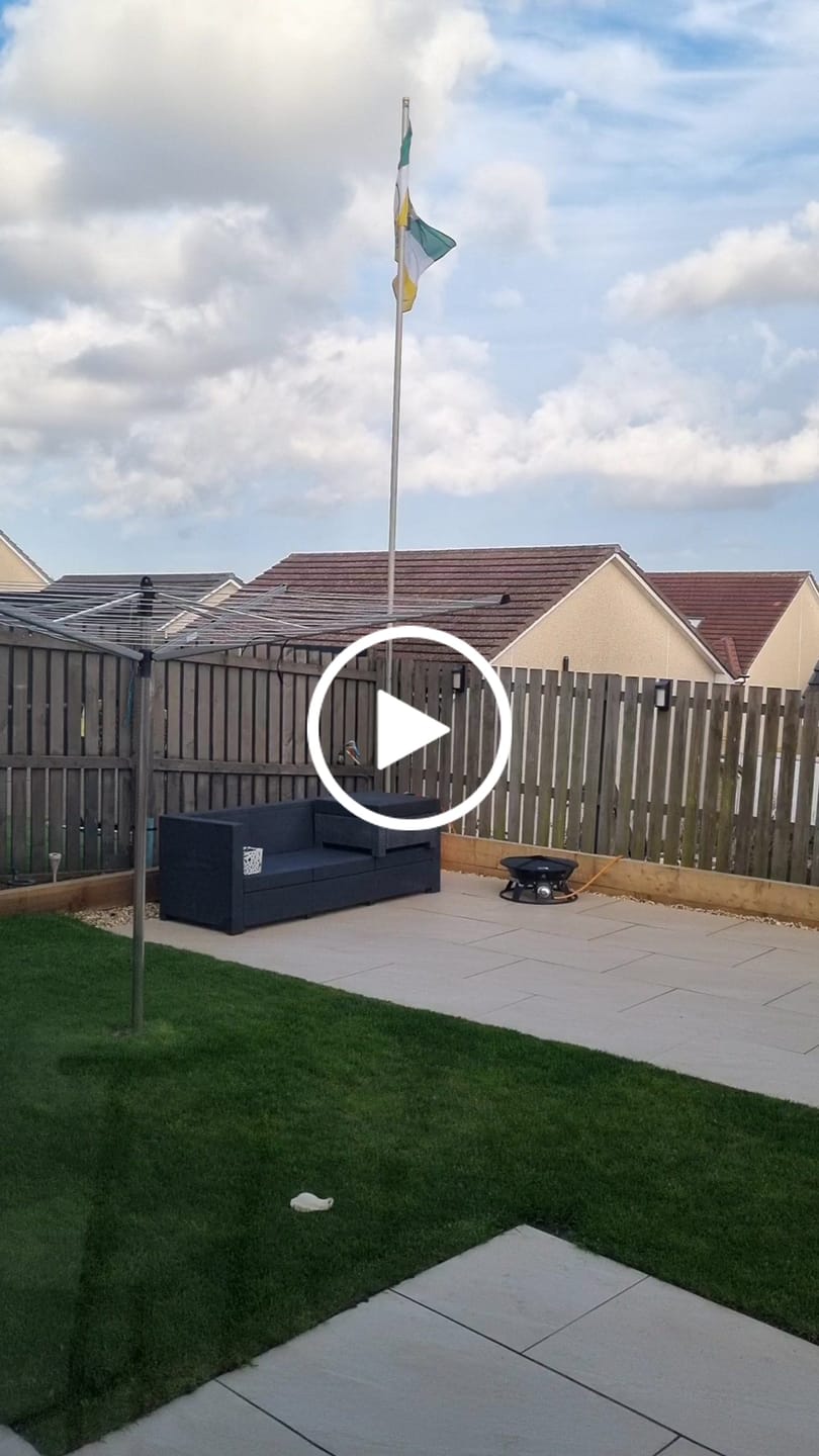 Customer video review of Offaly County Crest Flag