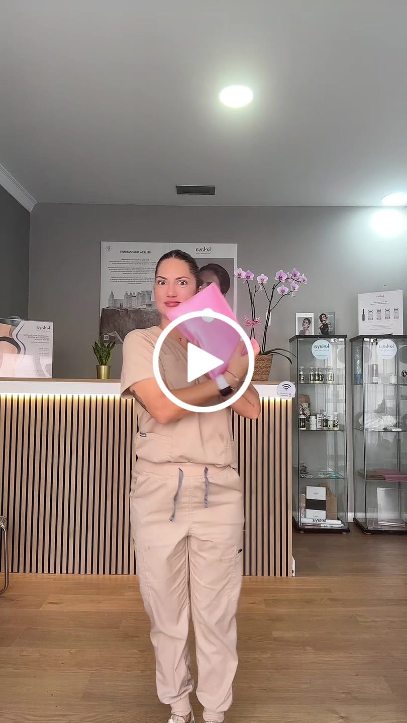 Customer video review of Pack de 8 diseños de mariposa de gemas dentales Marquise SWAROVSKI® - Crystal/Crystal AB