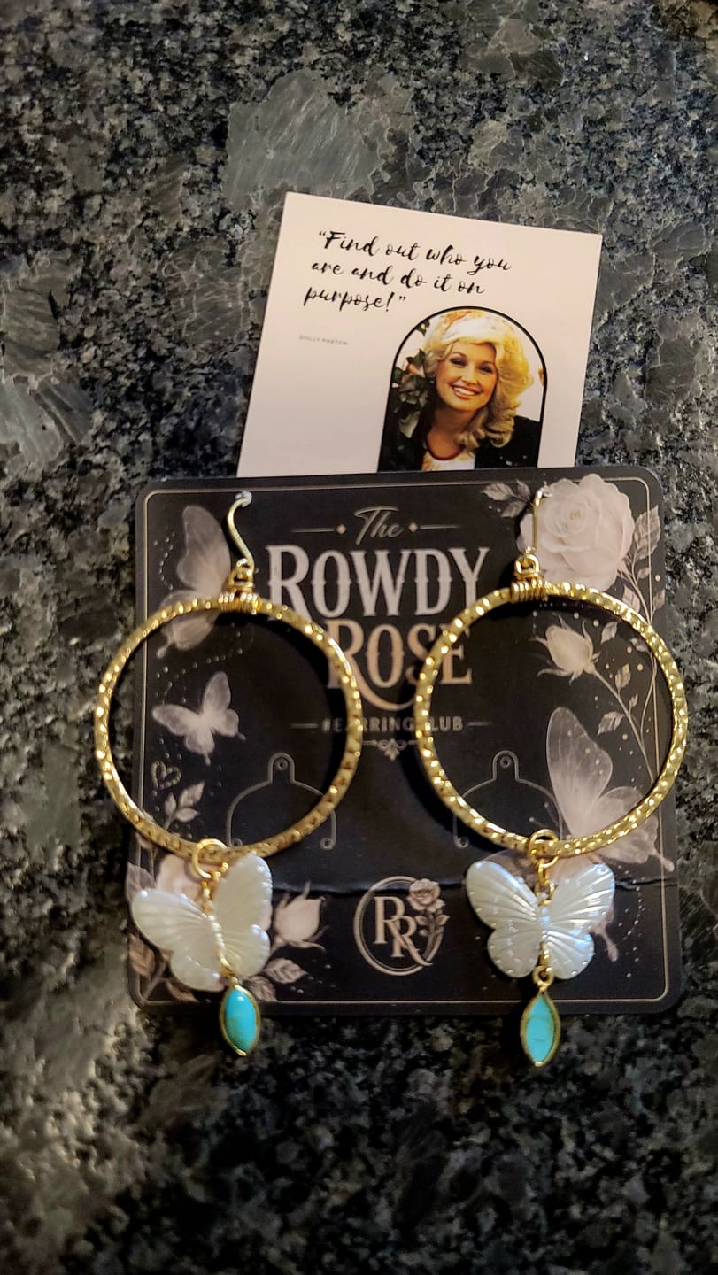 Customer photo review of The Earring Club