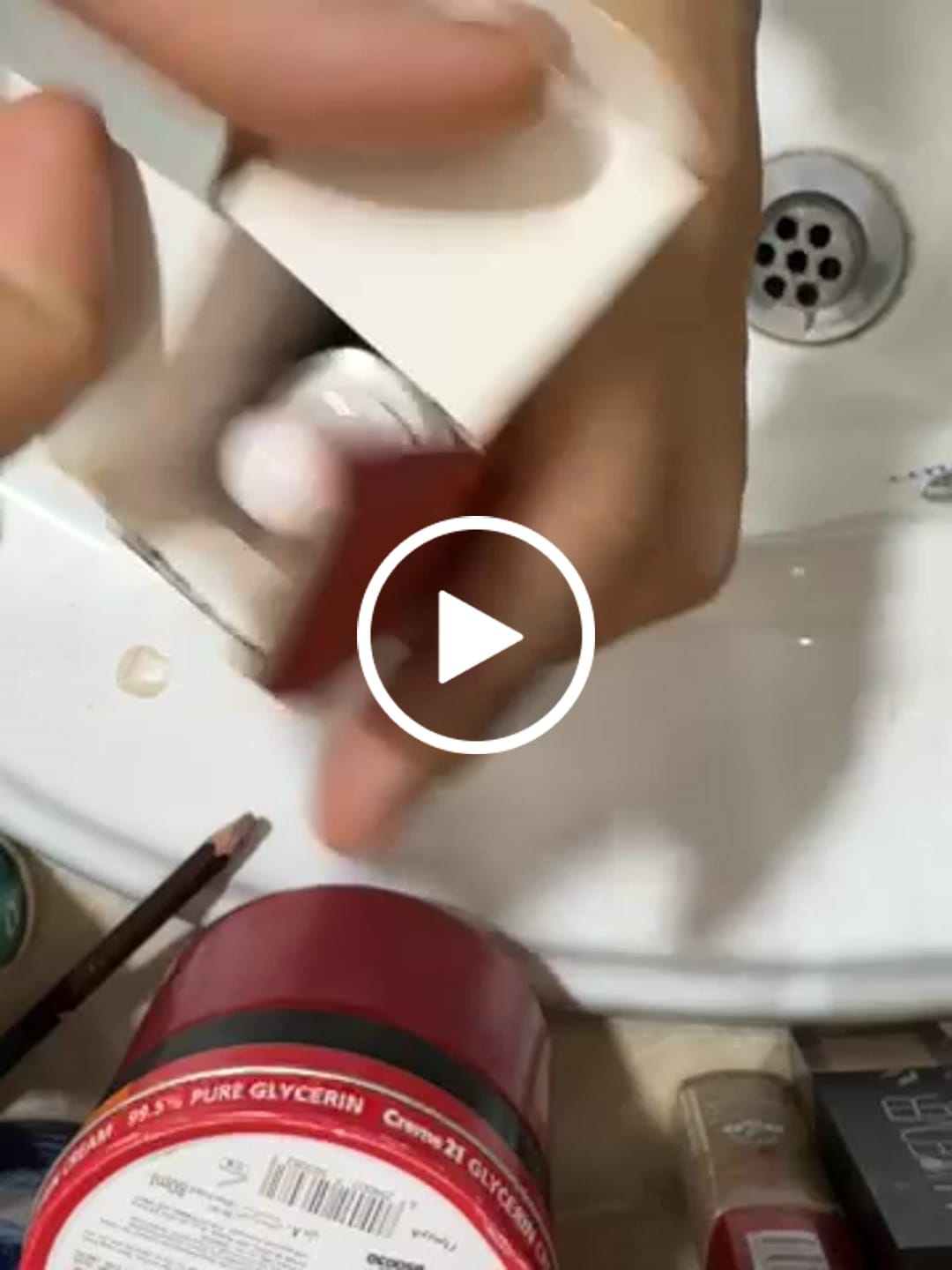 Customer video review of Orangish Lip Cheek Tint - Pure Organic Liquid stain for lips, cheeks eyelids - 100% Organic Lip Stain