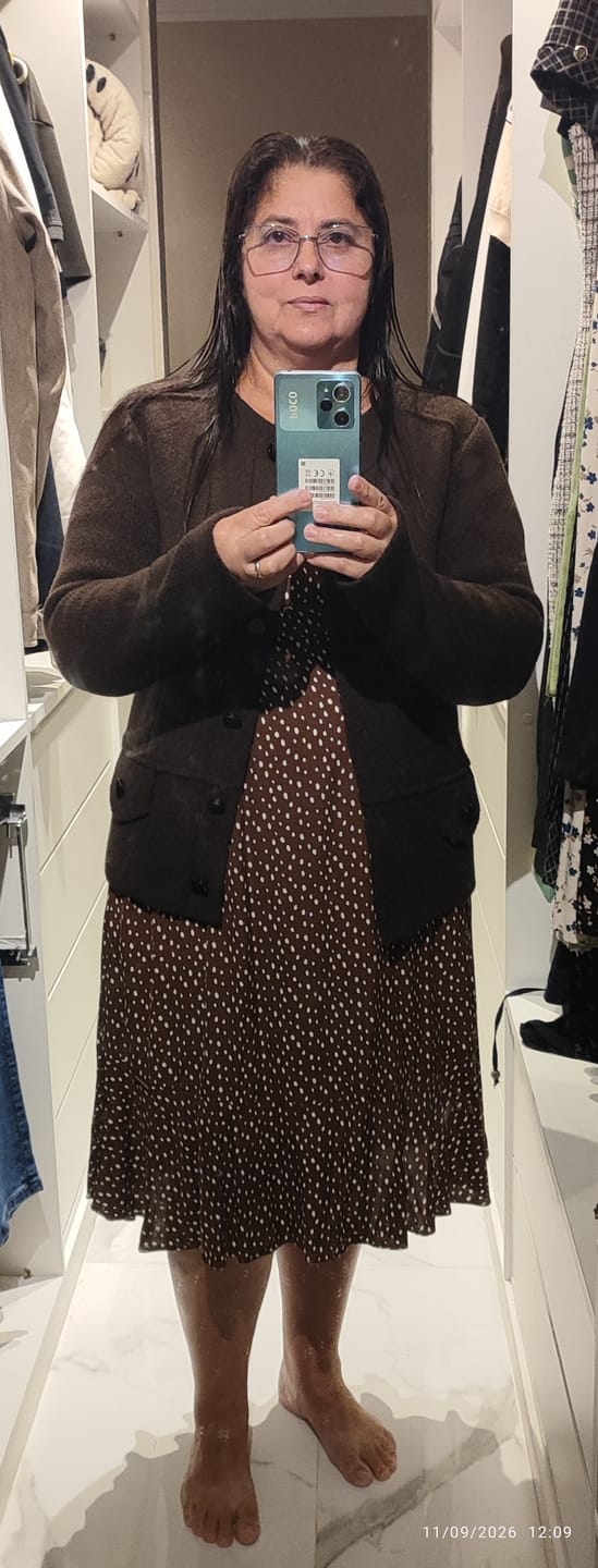 Customer photo review of Vestido Midi Milena Viscolinho