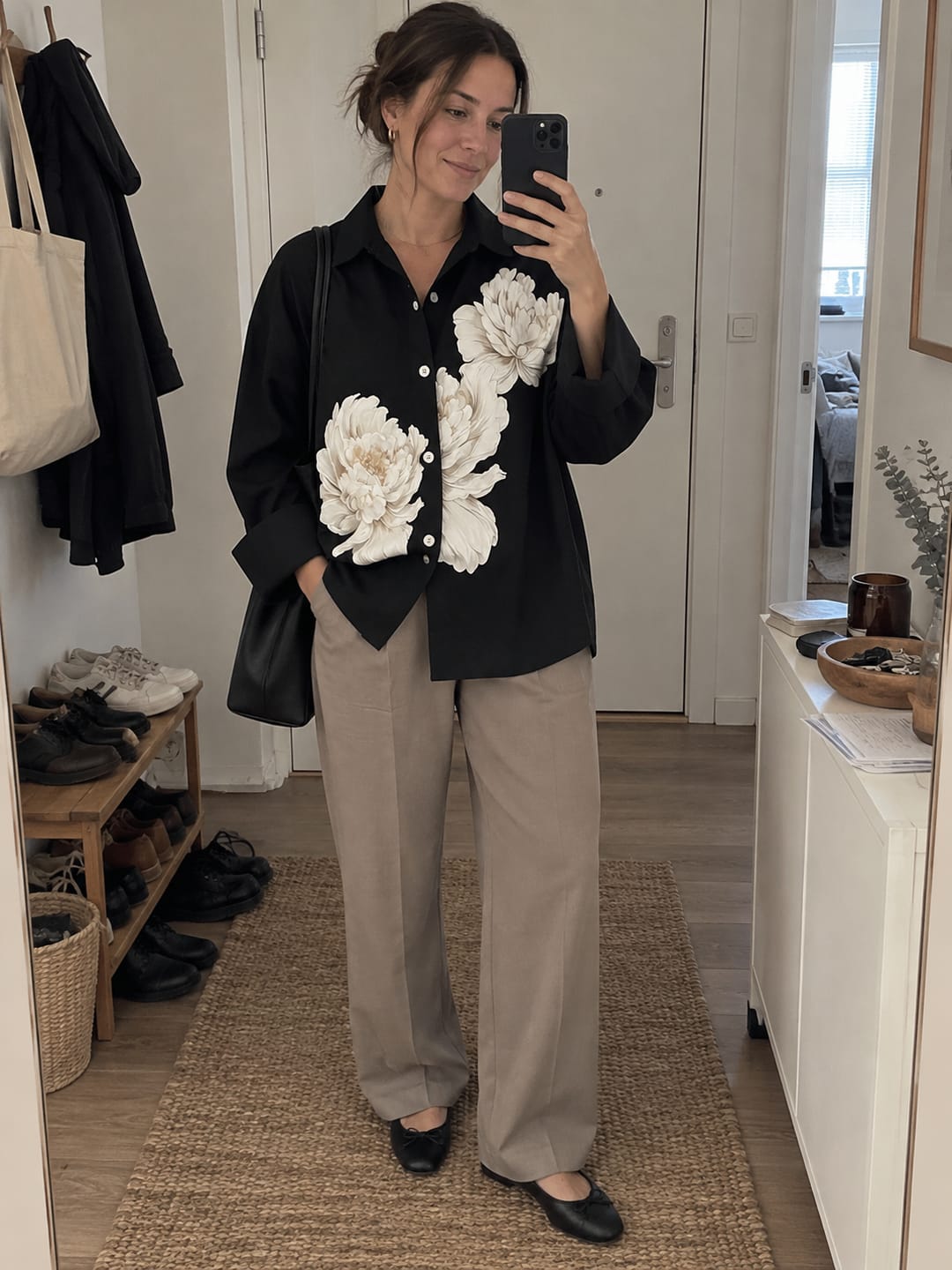 Customer photo review of Flower Print Buttoned Loose Long Sleeves Lapel Blouses&shirts Tops