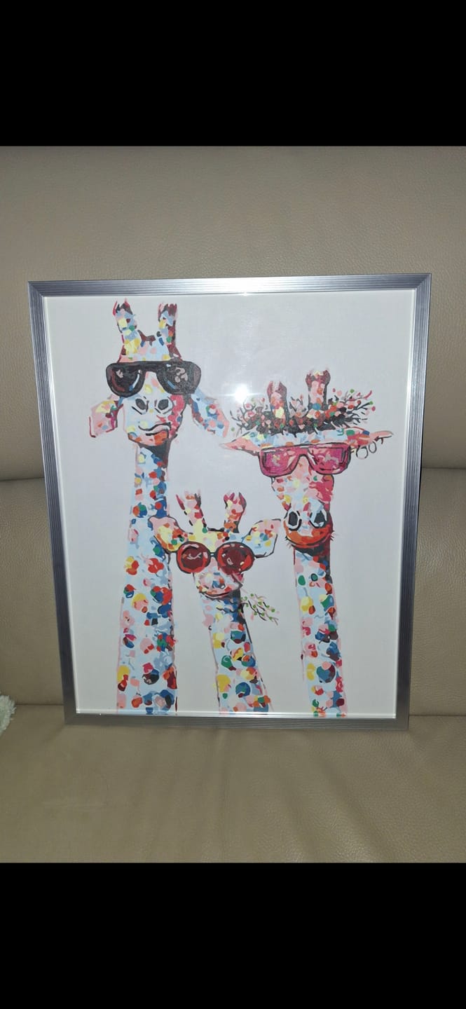Customer photo review of Famille Girafes Pop art