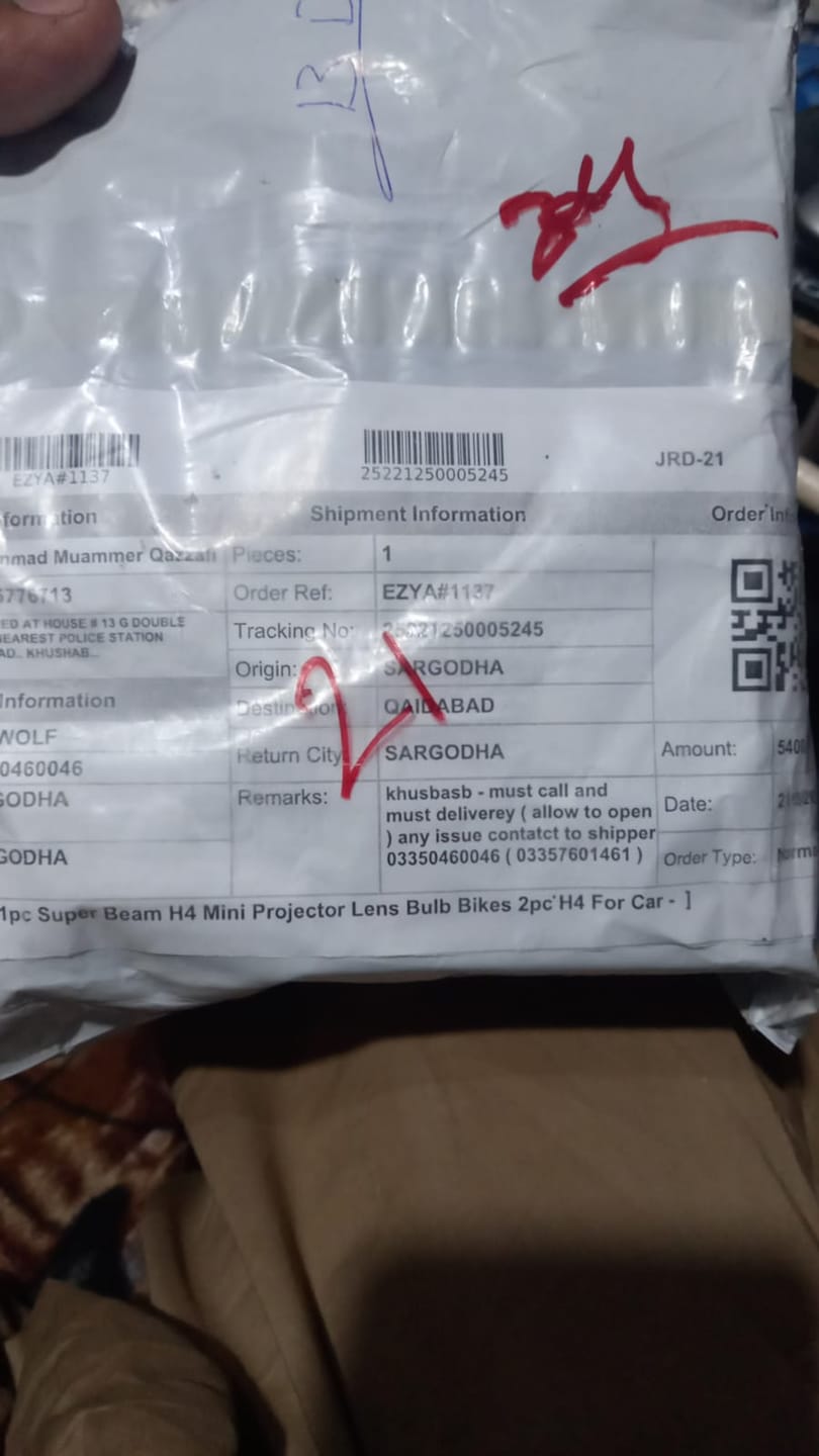 Customer photo review of 1pc Super Beam H4 Mini Projector Lens Bulb Bikes