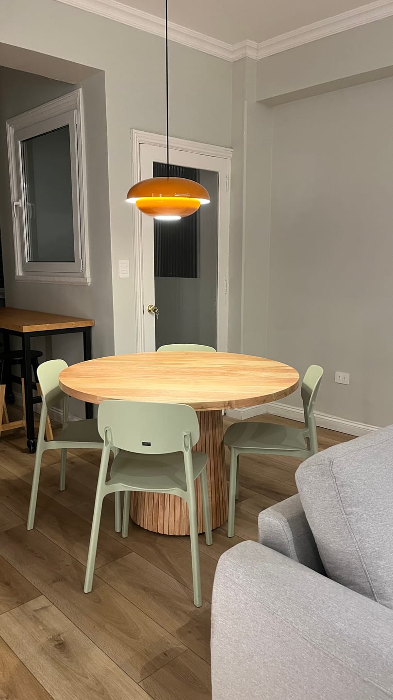 Customer photo review of Comedor Alana