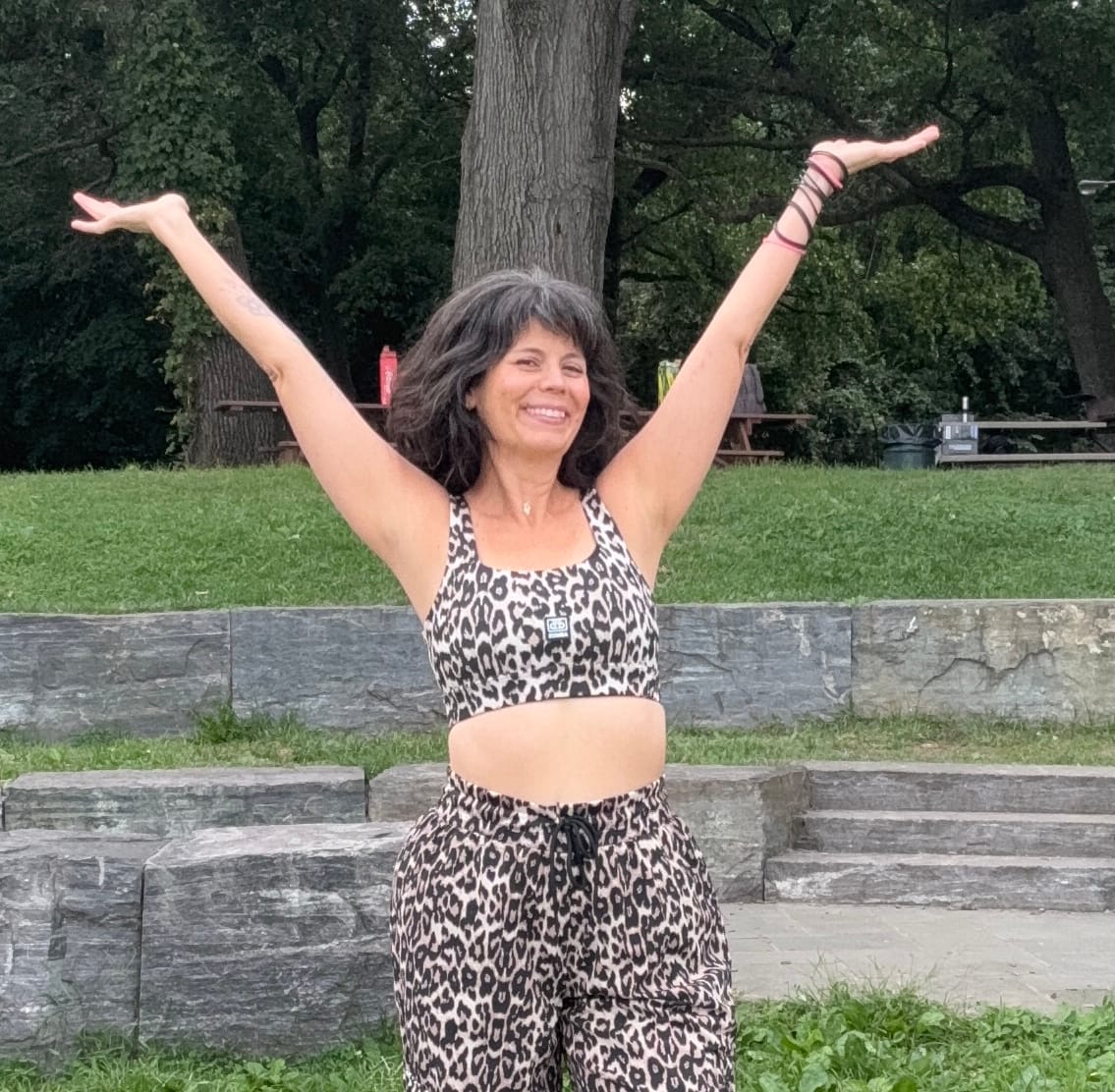 Customer photo review of Rock 'n' Roll Z-Lift Square Neck Bra With Mesh