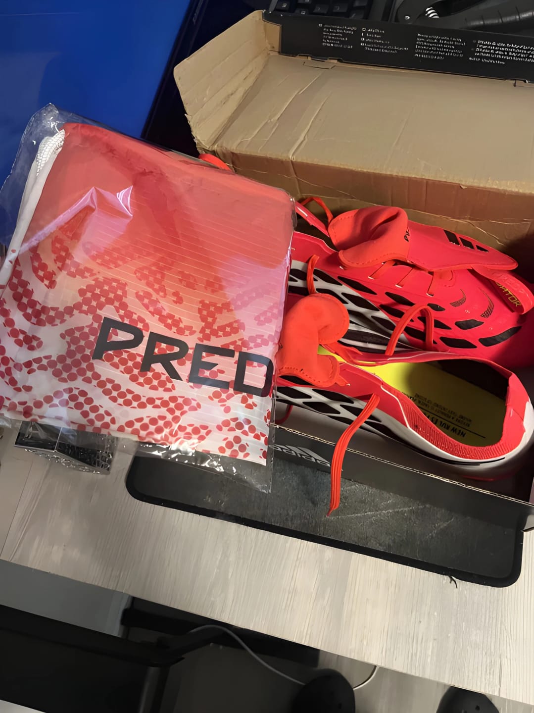 Customer photo review of Predator Elite FT AG Pure Victory