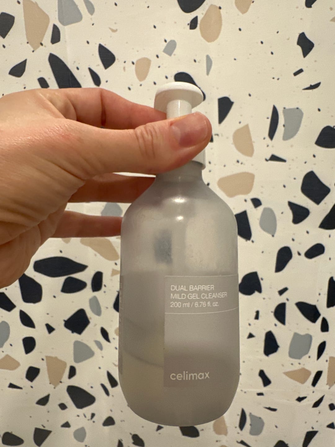 Customer photo review of Maigas gelveida putiņas sejas mazgāšanai ar keramīdu kompleksu Celimax Dual Barrier Mild Gel Cleanser
