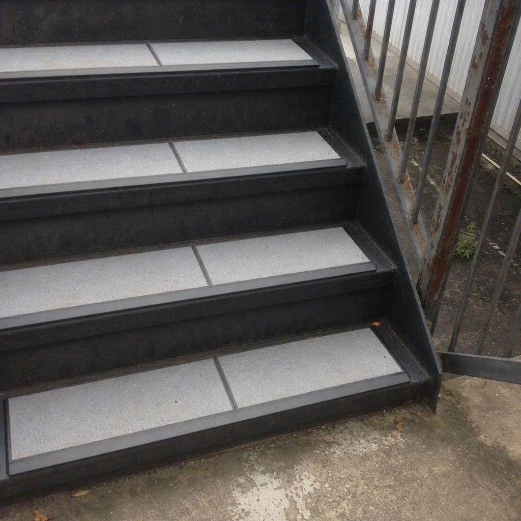 Customer photo review of Double Channel Aluminium Stair Nosing 93mm MorGrip Vinyl
