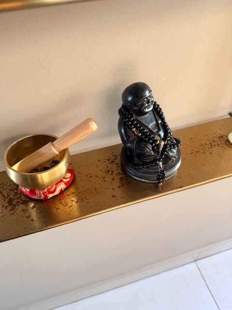 Customer photo review of Buddha Stones Black Obsidian Tiger Eye Blessing Mala Bracelet