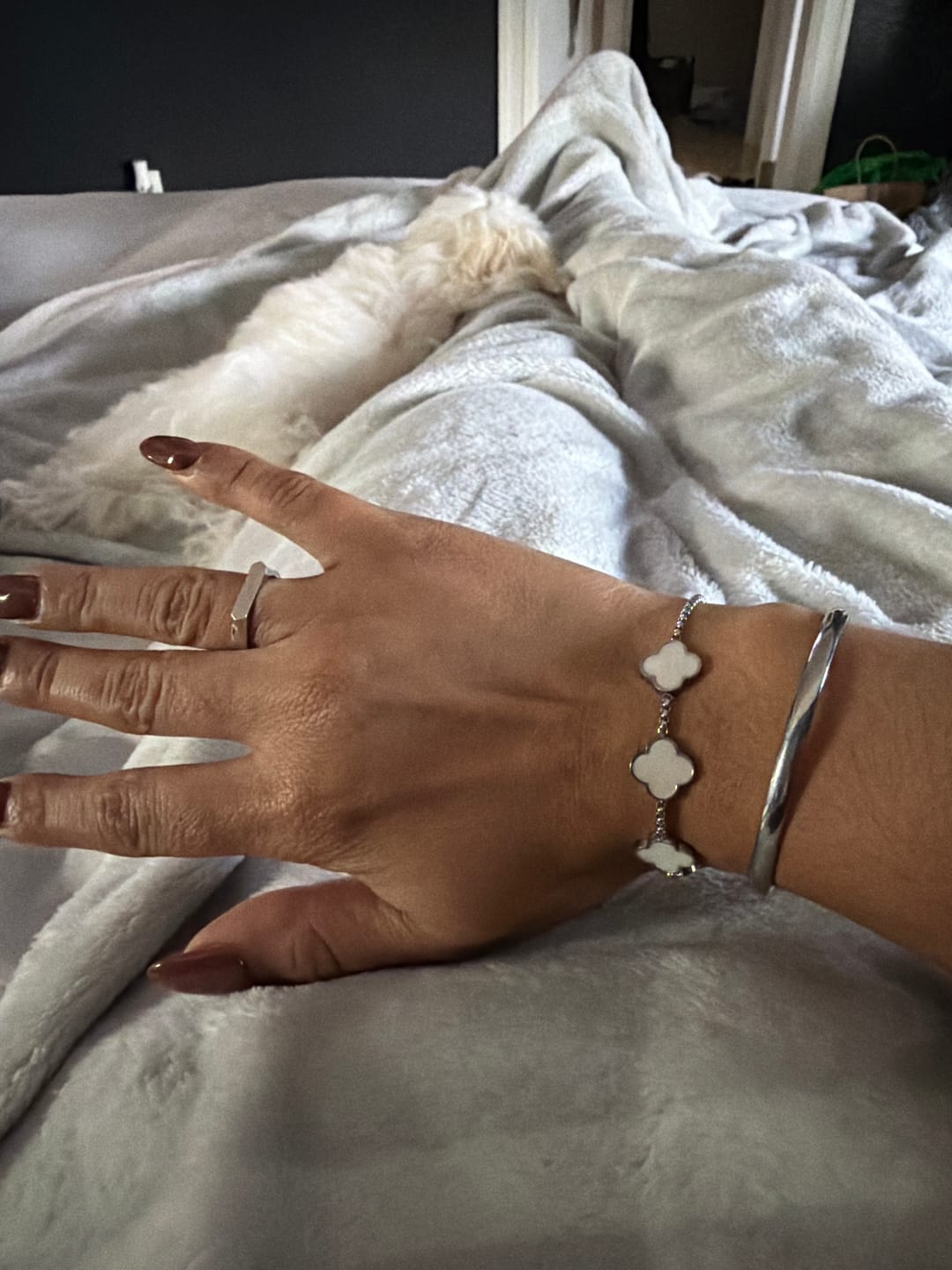 Customer photo review of Minimal Bangle Bracelet