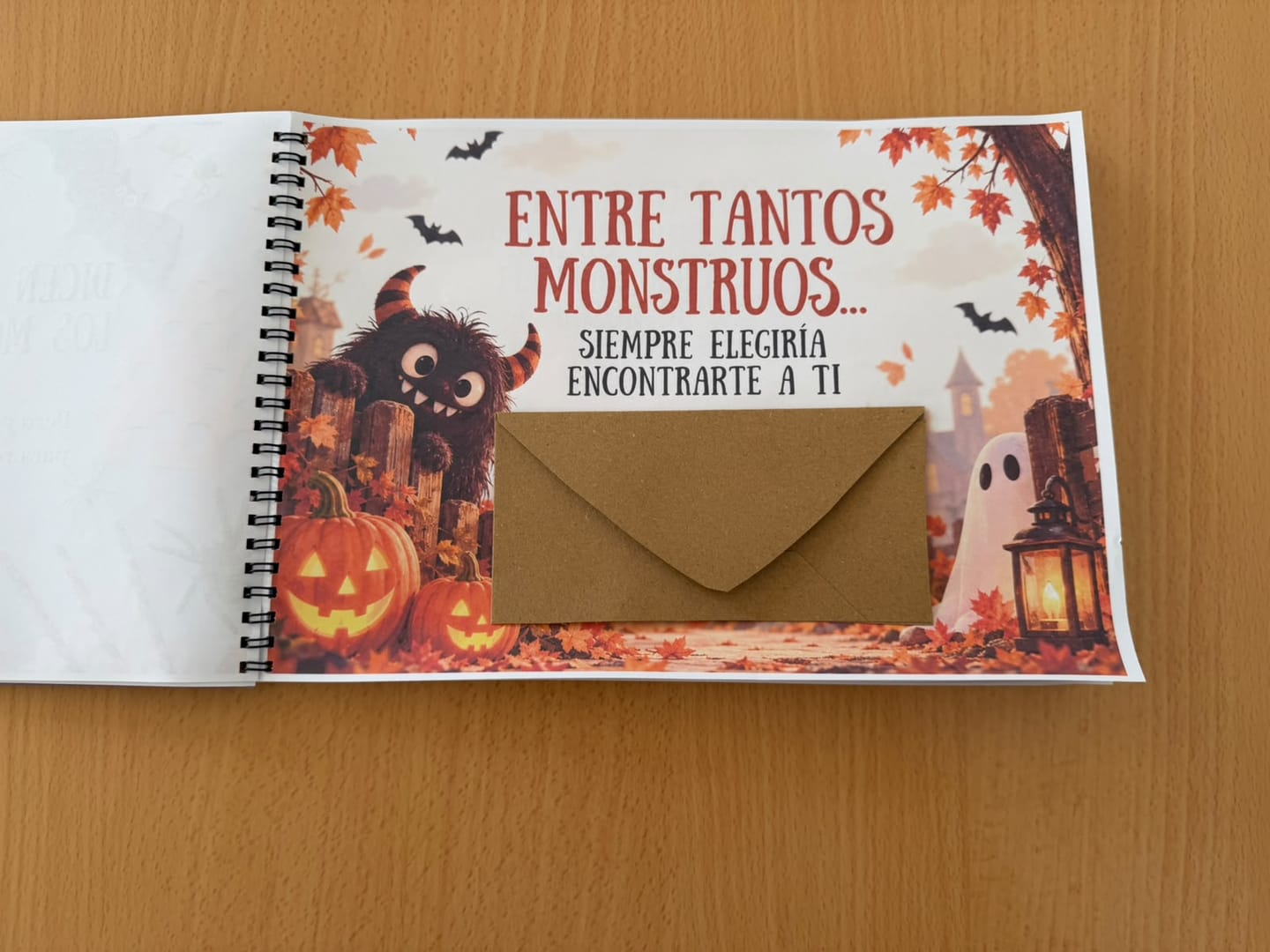 Customer photo review of Álbum Imprimible Halloween