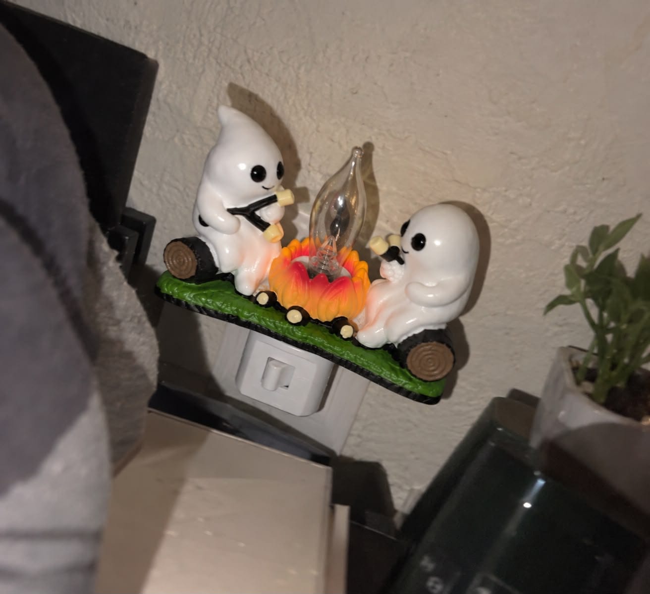 Customer photo review of Ghost Campfire Night Light™