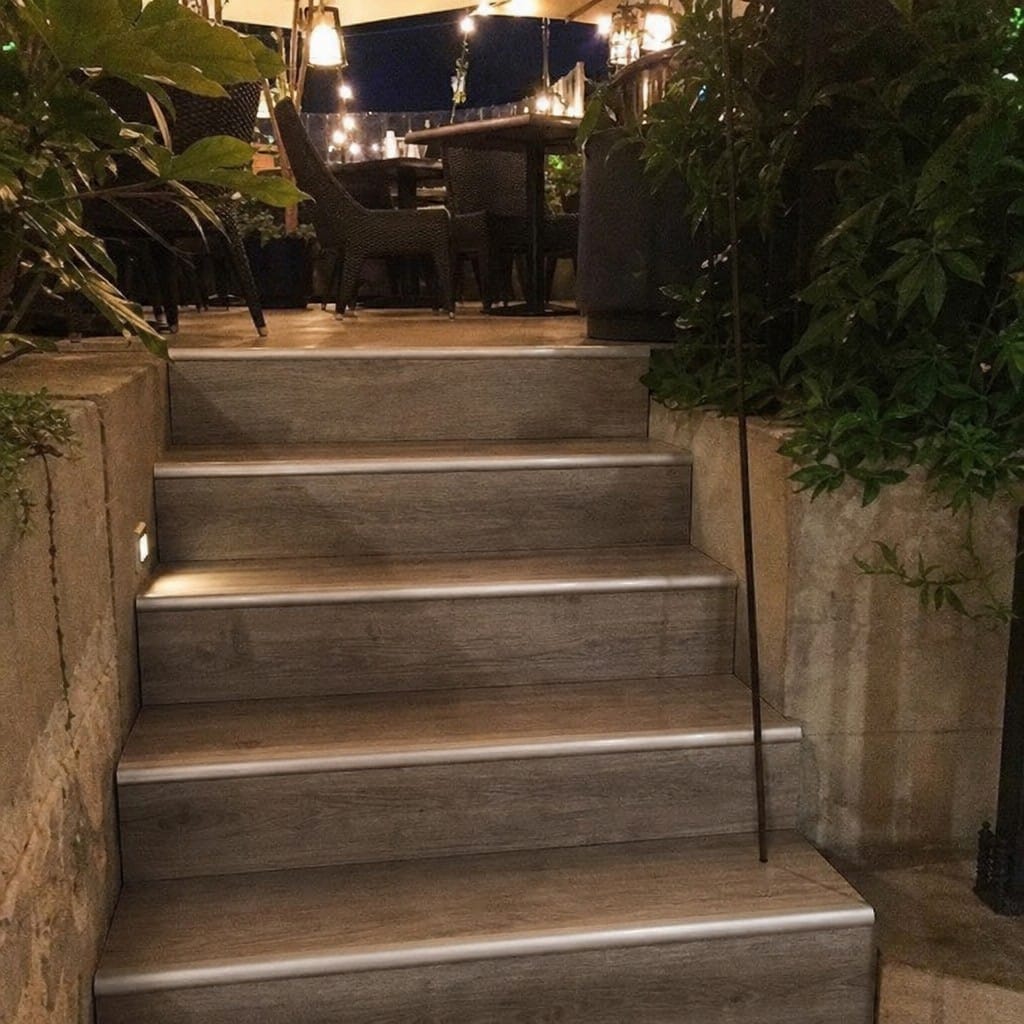 Customer photo review of LVT Stair Nosing for 5mm Click Vinyl, Rounded Anodised Aluminium 42x28mm