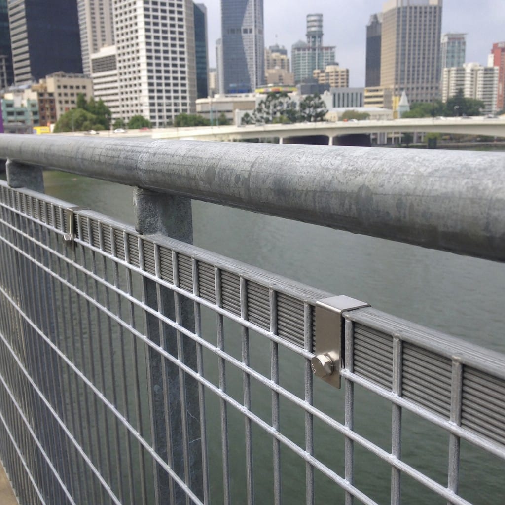 Customer photo review of Steel Grating C Clips 316 Stainless Pack 10 Multi Size