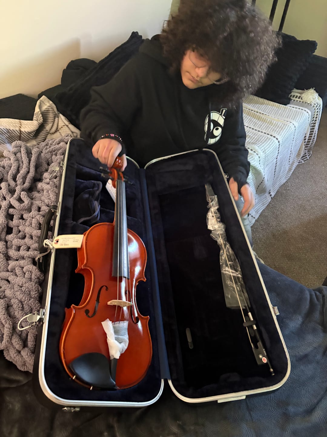 Customer photo review of Eastman VL80 Samuel Eastman Series Student Violin Outfit | 4/4 Full Size