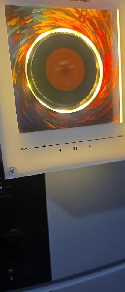Customer photo review of Lumetuned Music Box