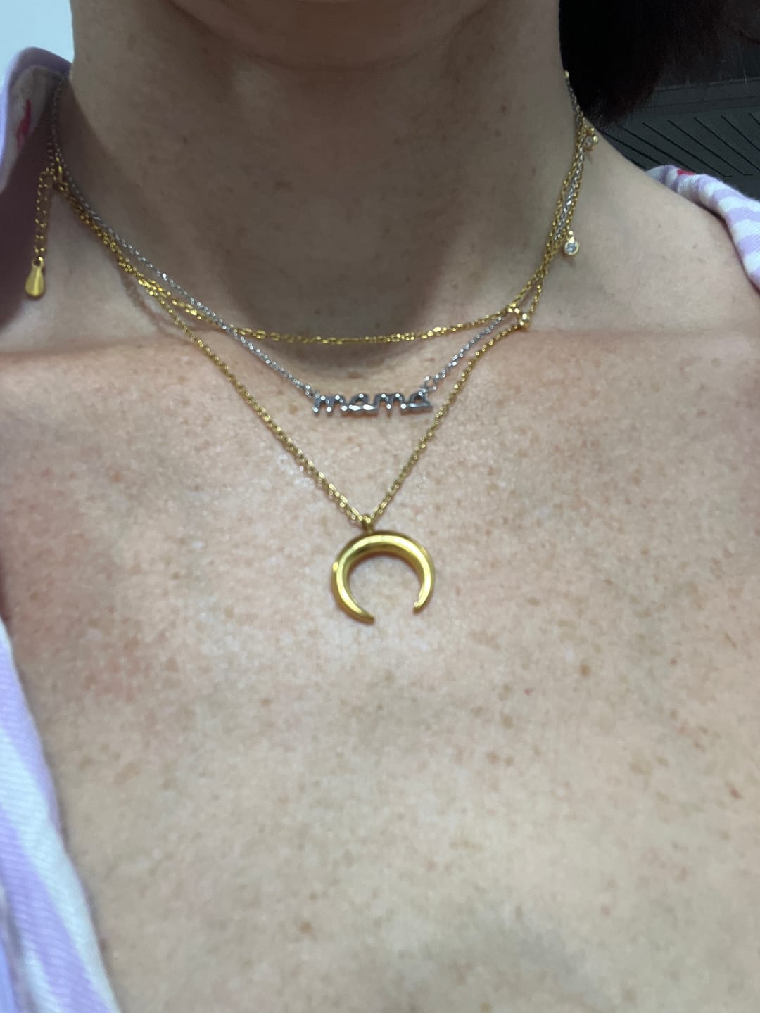 Customer photo review of Collar Media Luna Circonita
