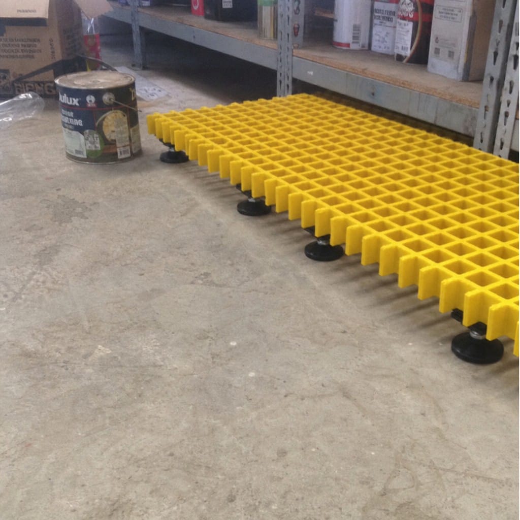 Customer photo review of Elevated Grating Feet Square Mesh 10-25mm 25-70mm Height
