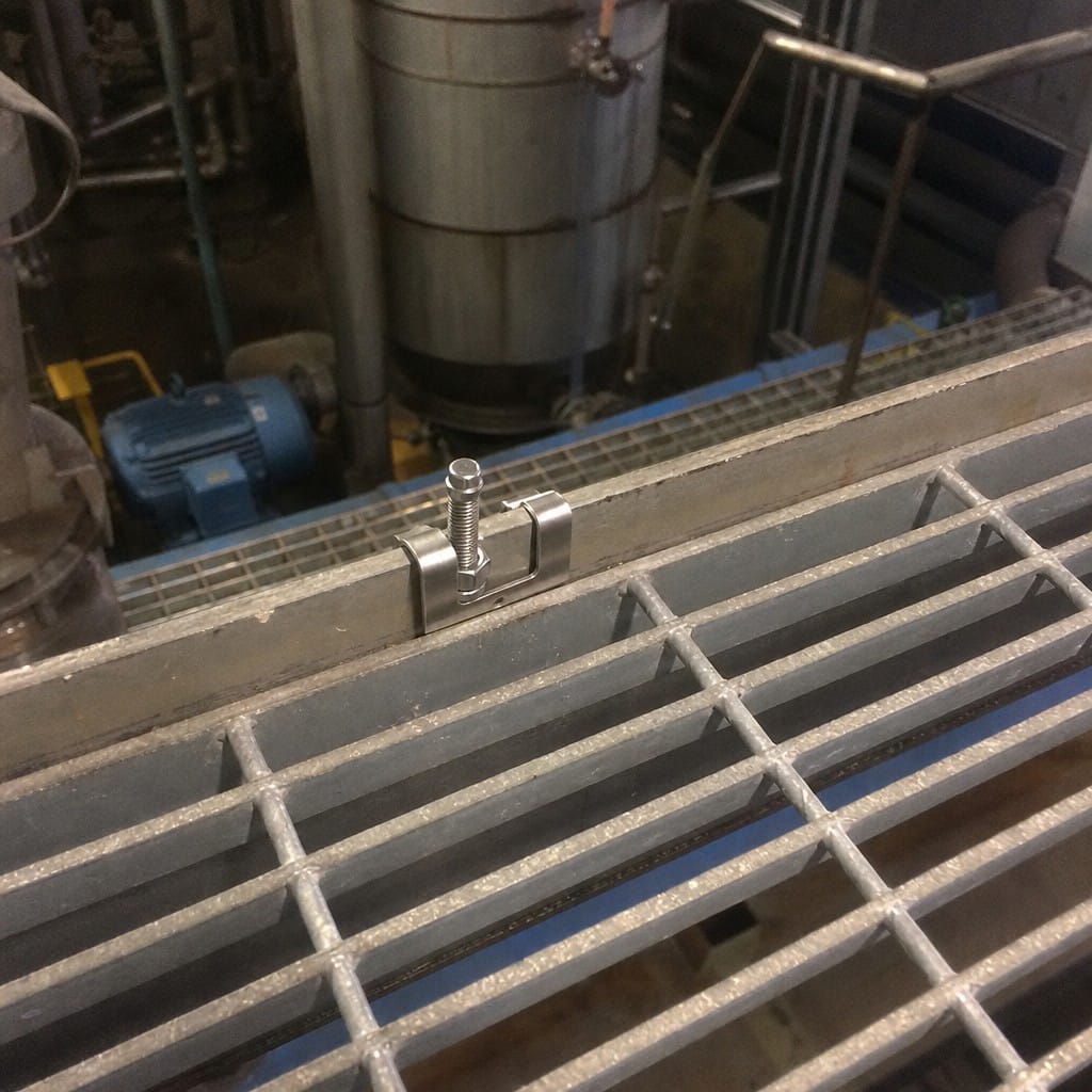 Customer photo review of Grating M Clips 316 Stainless Steel Pack 10 Integrated Nut