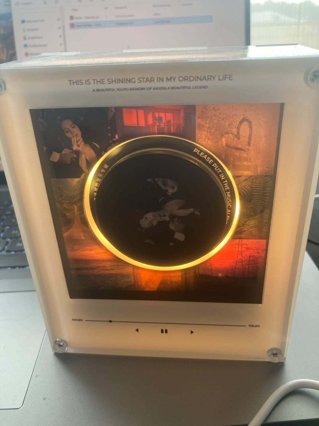 Customer photo review of Lumetuned Music Box