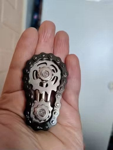 Customer photo review of Fahrradketten Finger Spinner Zappelspielzeug | Leise Fokushilfe Kinder Zahnrad Design
