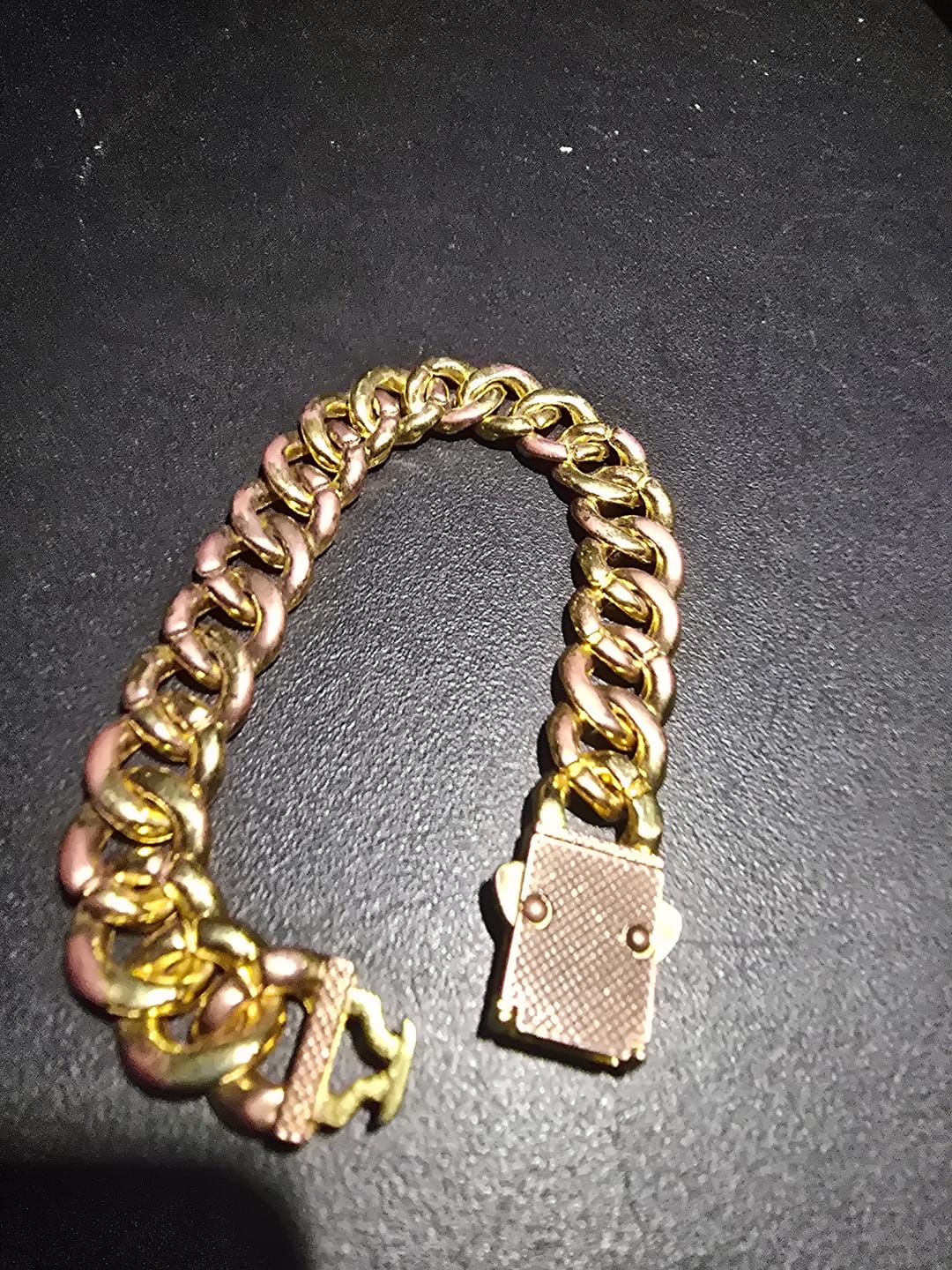 Customer photo review of Iced Cuban Bracelet (12mm)