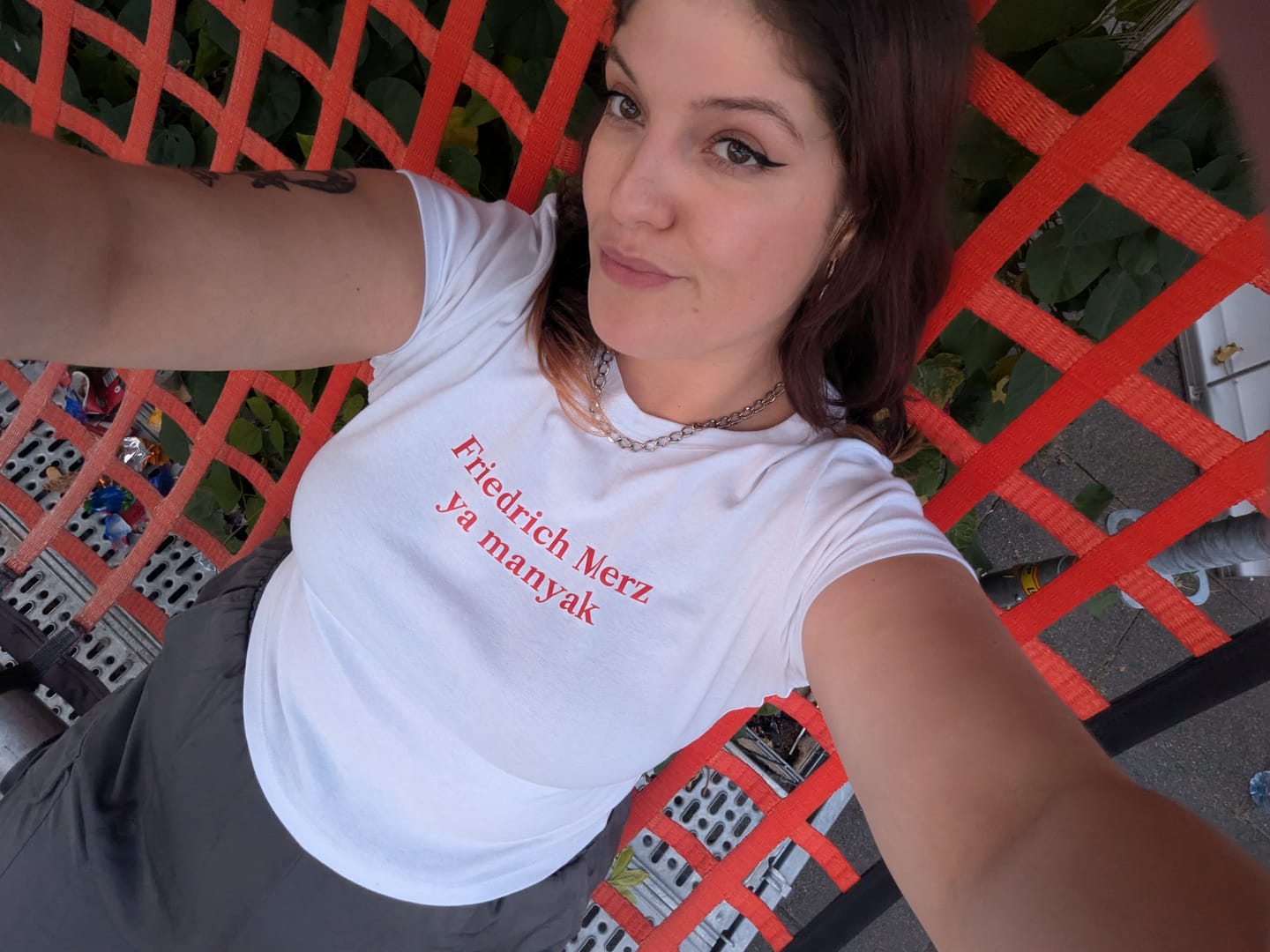 Customer photo review of Friedrich merz ya manyak Baby Tee