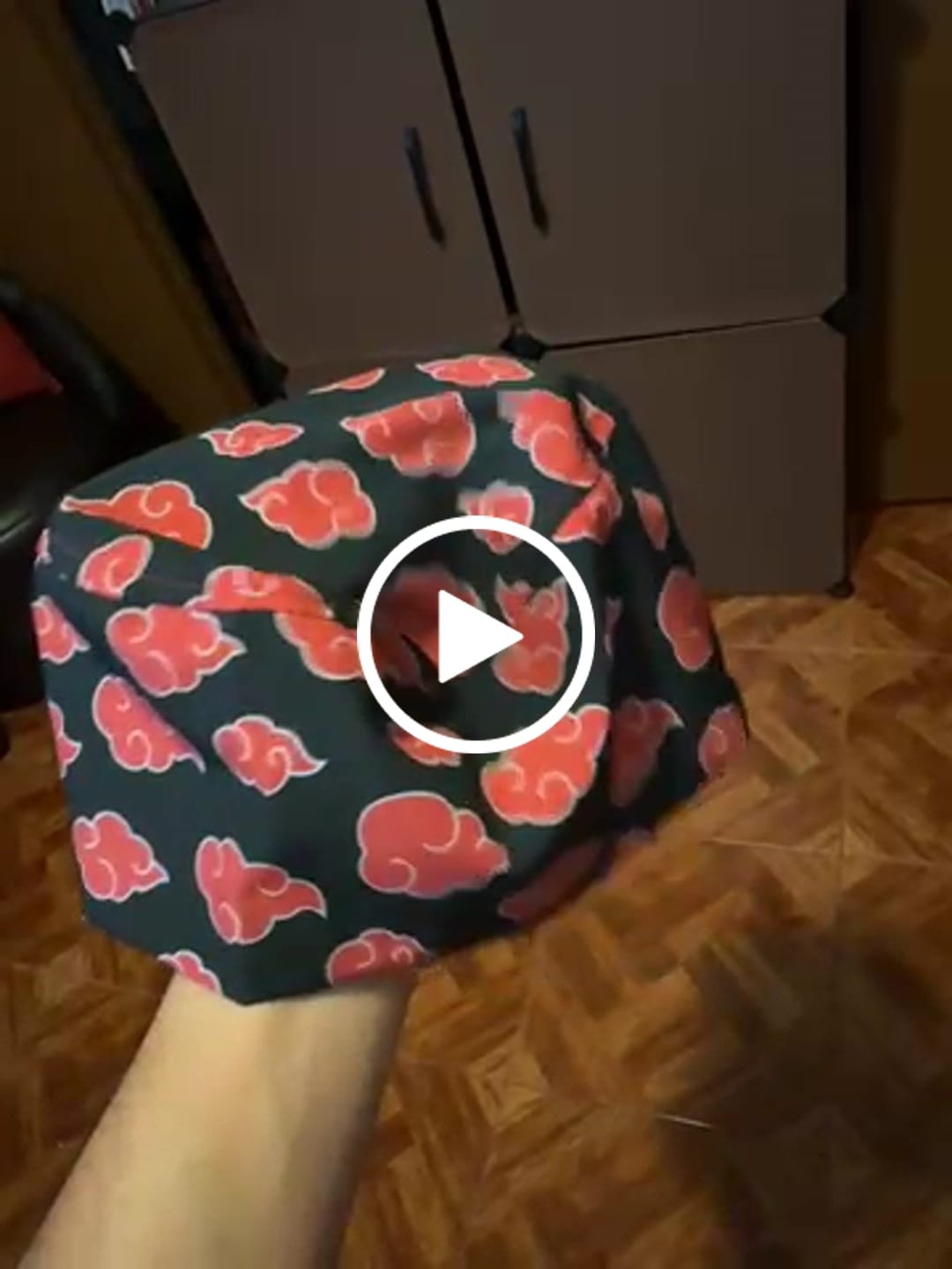 Customer video review of Gorro quirúrgico akatsuki