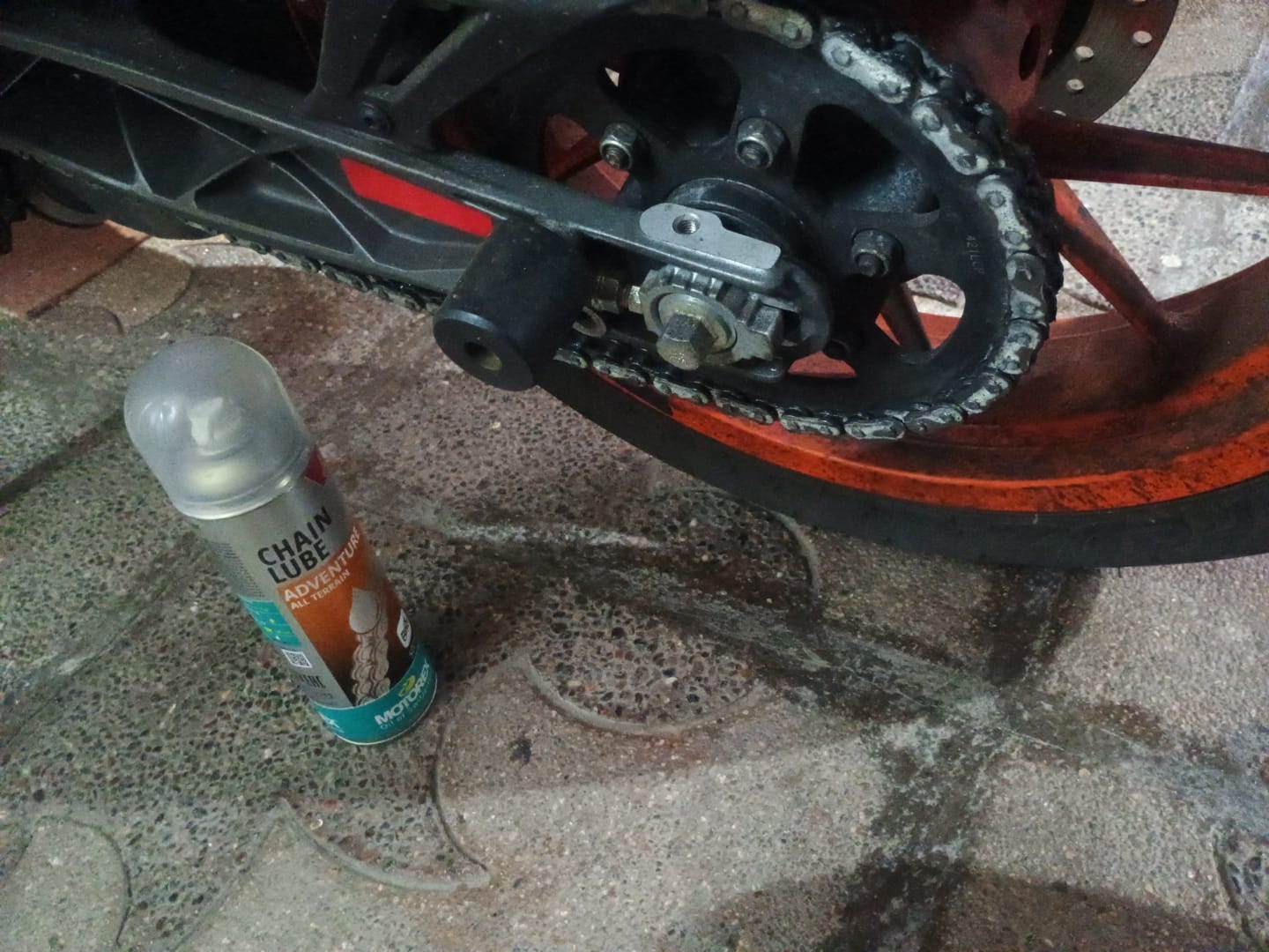Customer photo review of CHAINLUBE  ADVENTURE SPRAY 500ML
