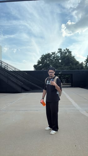 Customer photo review of NY Lightweight Tee 3-Pack