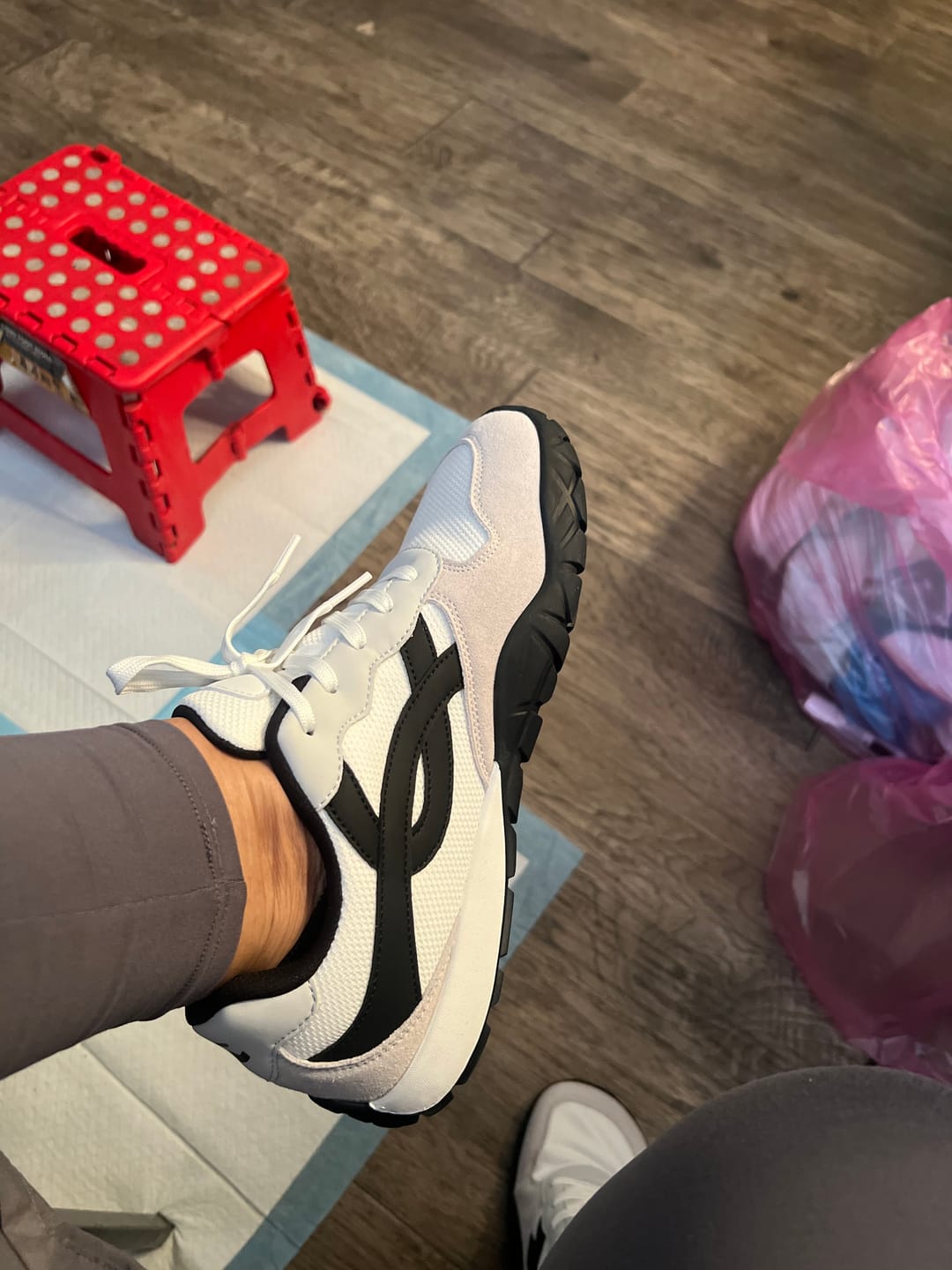 Customer photo review of Hareball - Wide Toe Sneakers
