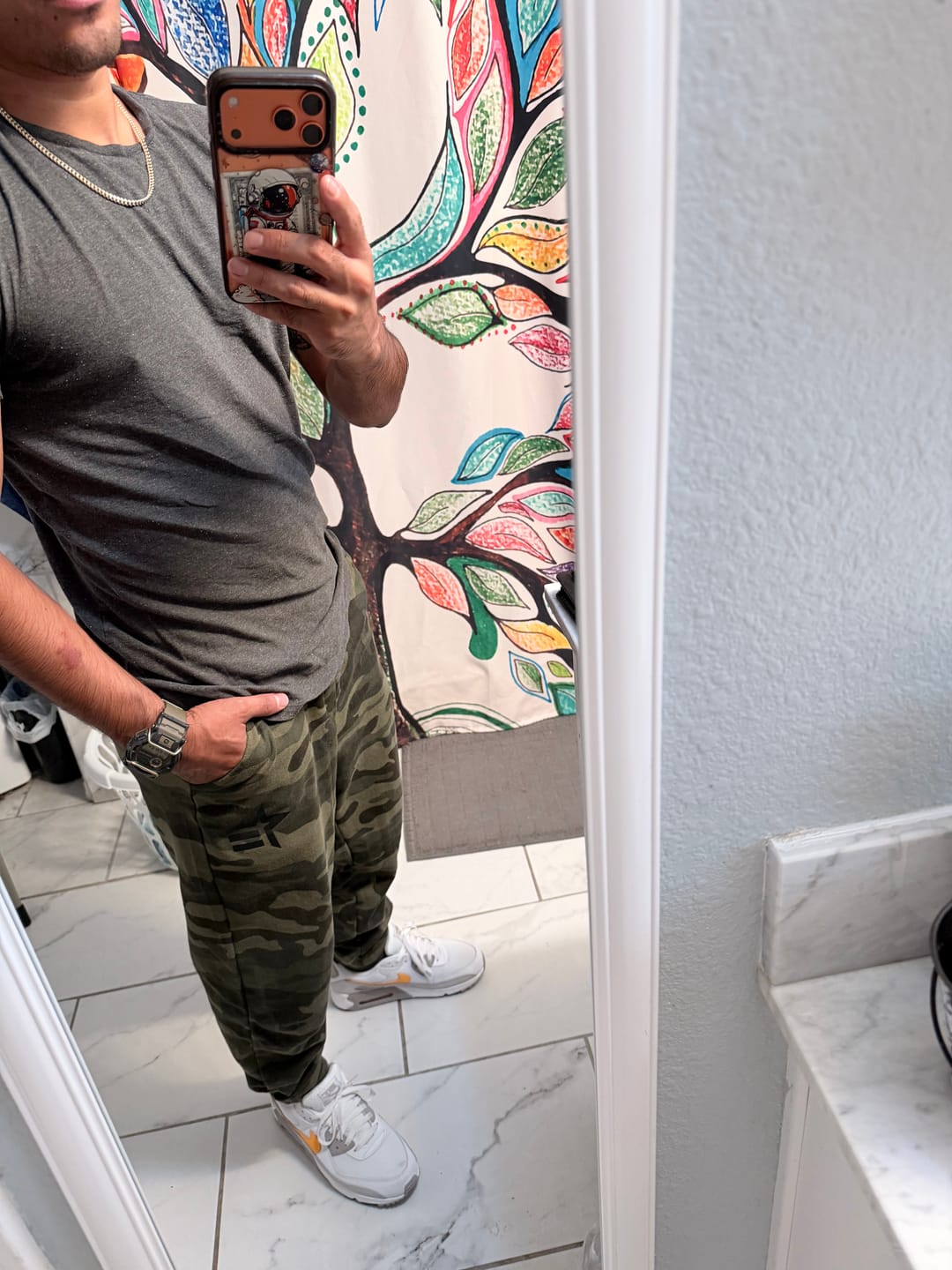 Customer photo review of Rogue Joggers