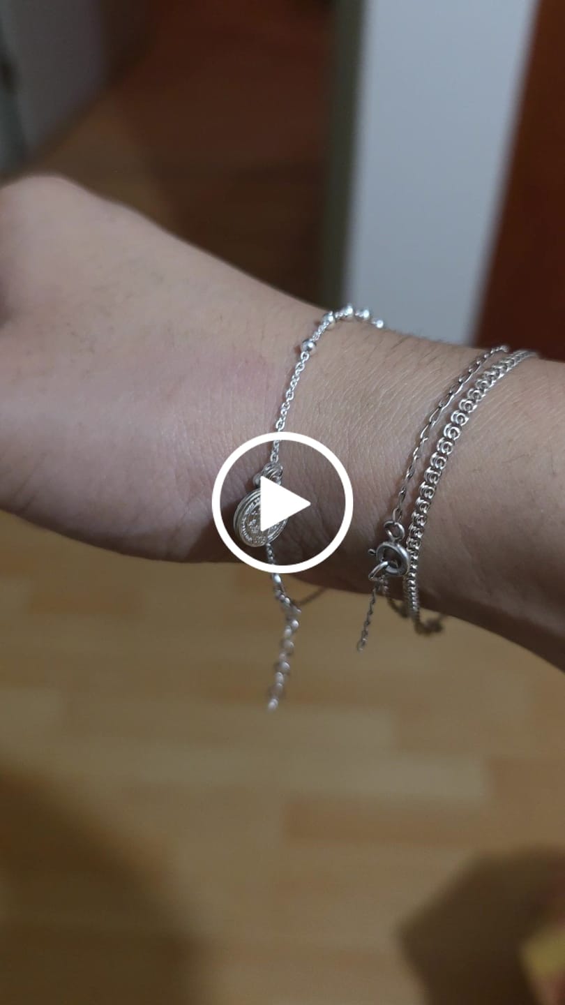 Customer video review of Pulsera San Benito fina