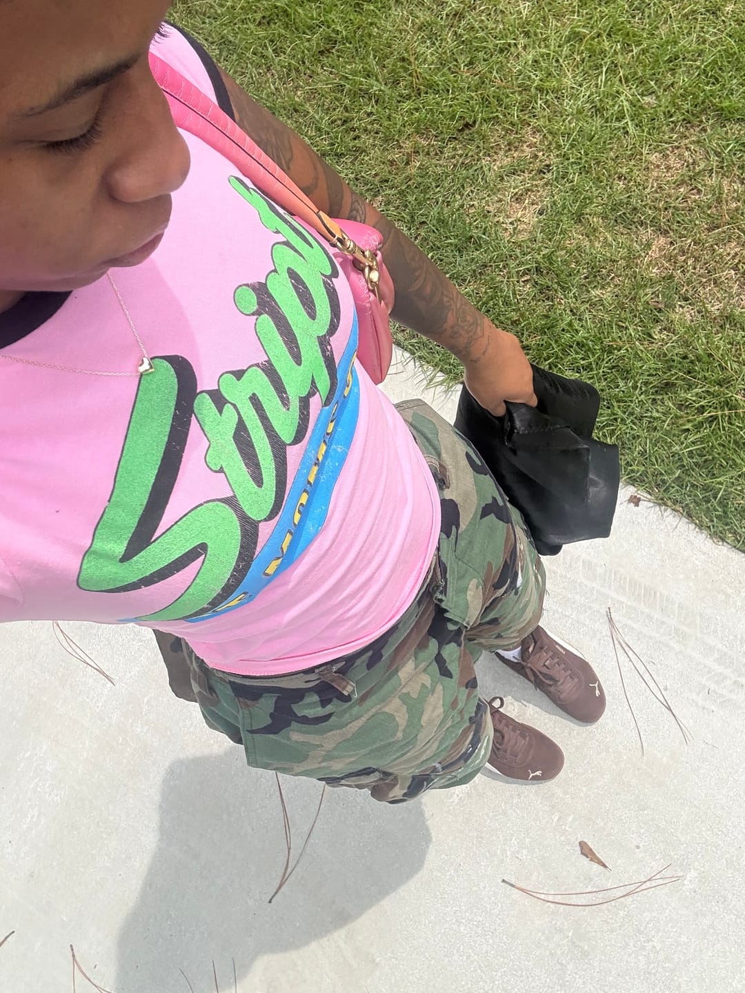Customer photo review of HOT MOMS CLUB RINGER