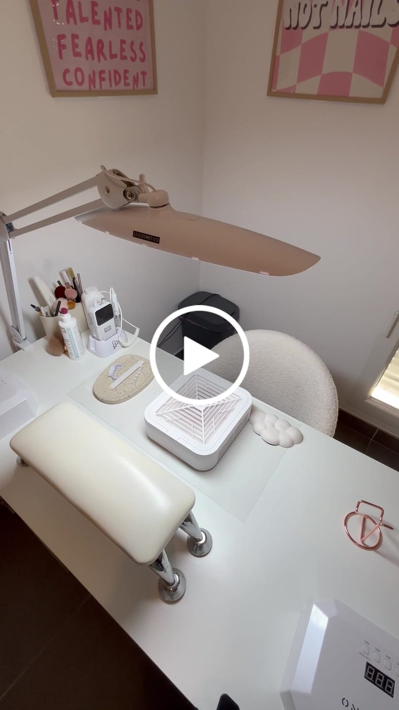 Customer video review of Lampada Led da lavoro COMETA S - LCI - 2200 Lumen 24W - Bianca