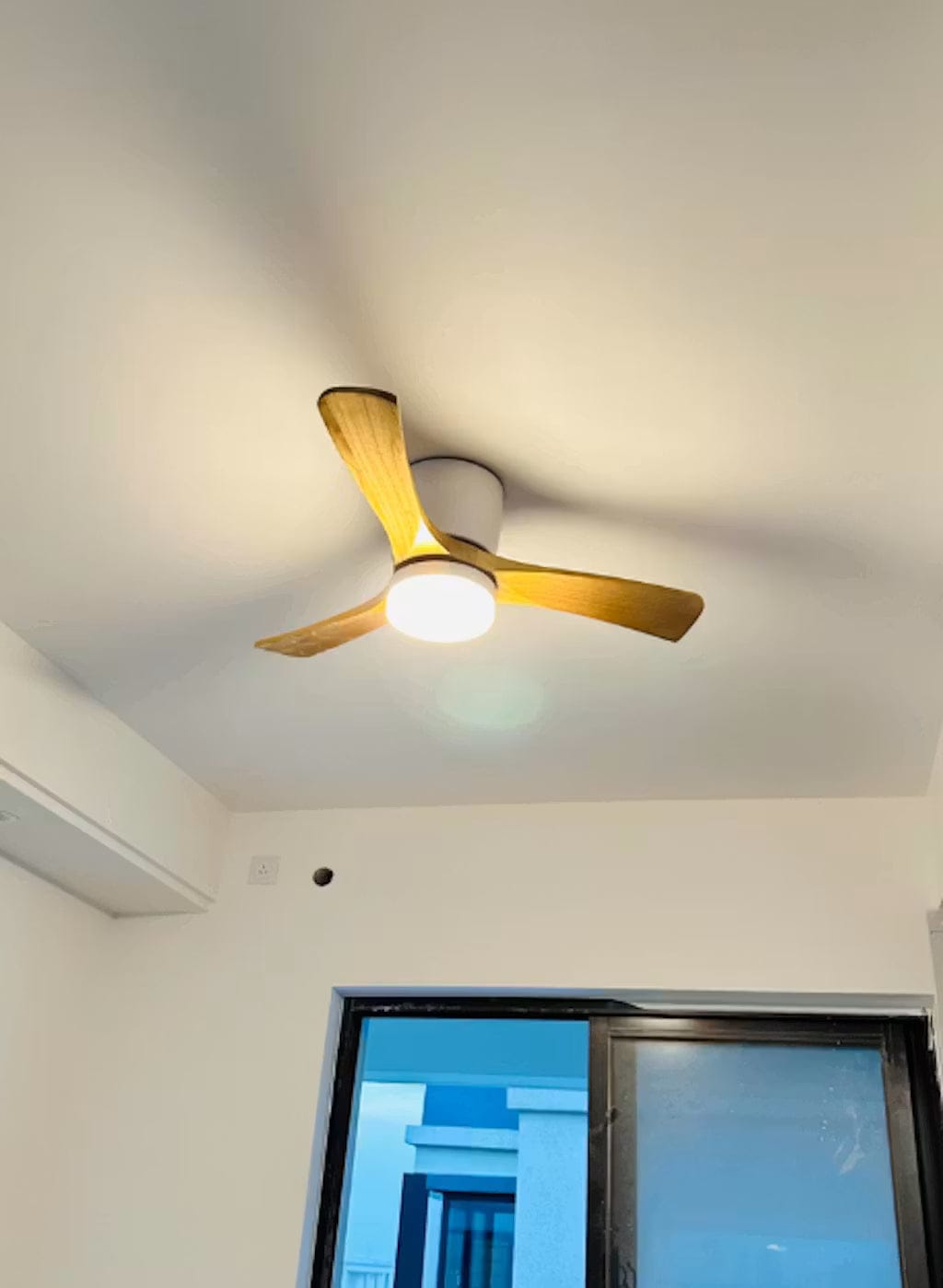 Customer photo review of Ventilateur de Plafond en Bois avec LED Intégrée