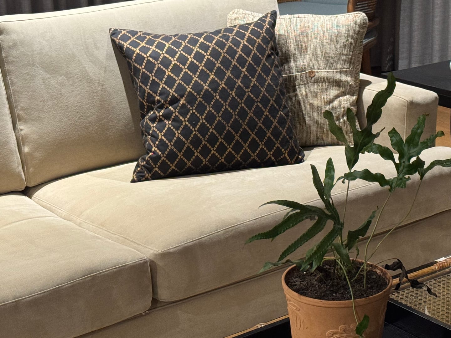 Customer photo review of Intermeshed Black & Gold Hand Block Print Cotton Cushion Cover