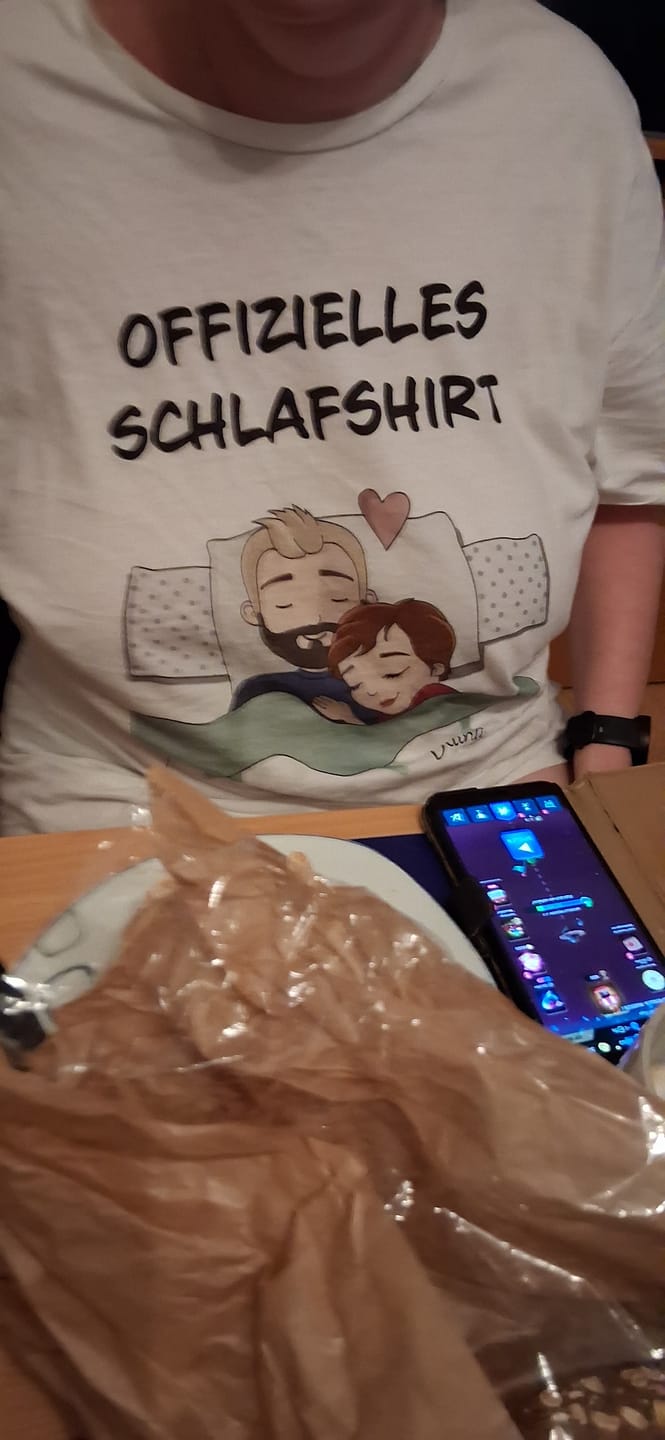 Customer photo review of Schlafmützen - Personalisiertes T-Shirt