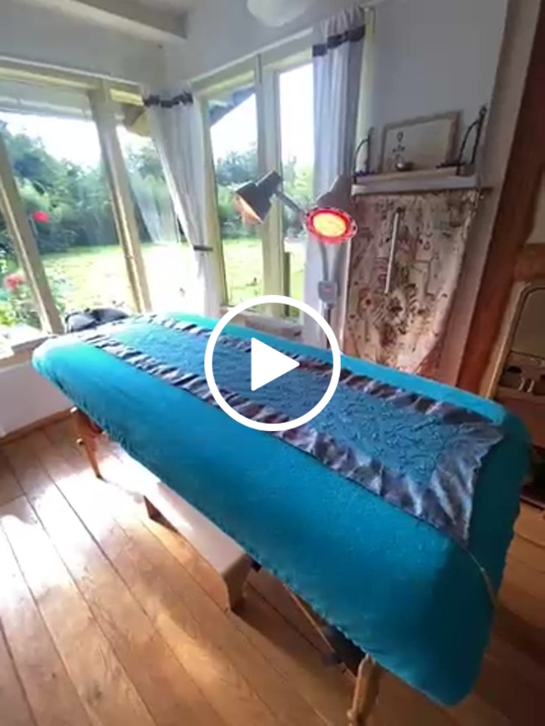 Customer video review of LIROMA® Infraroodlamp Dubbele kop – 507 – Ideaal voor thuis