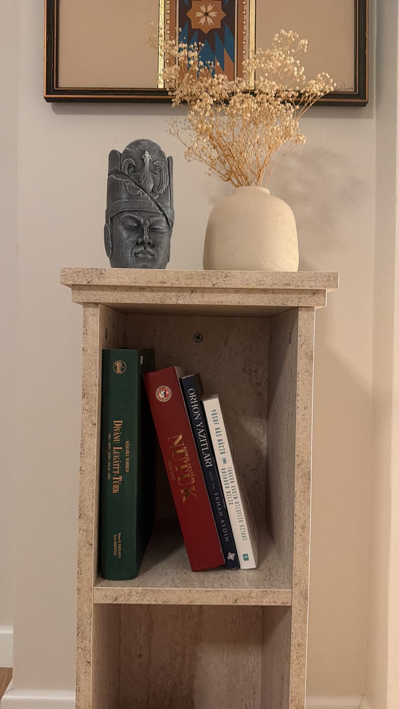 Customer photo review of Kül Tigin Büstü – Göktürk Prensi Heykeli | Orhun Anıtları ve Antik Türk Tarihi Müze Replikası