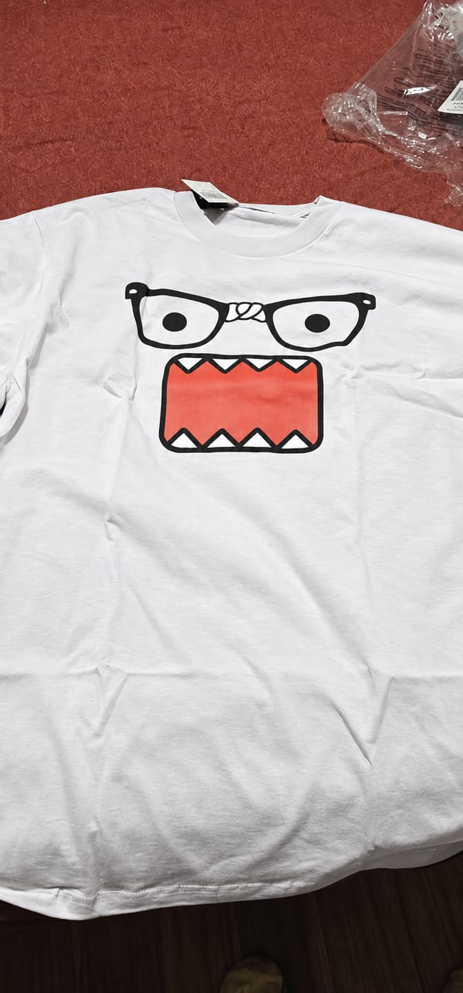 Customer photo review of FACE TEE