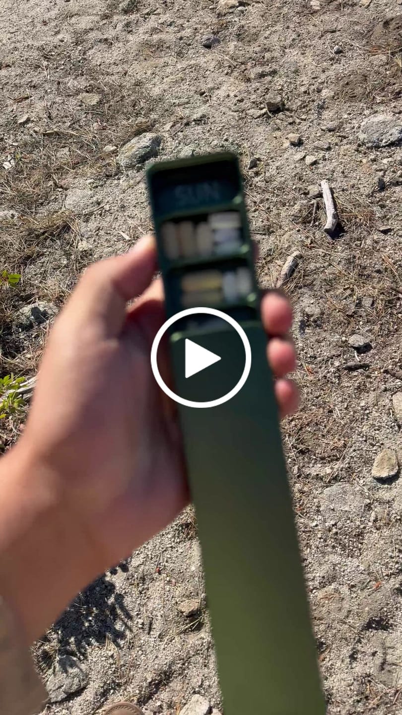 Customer video review of Weekly Case