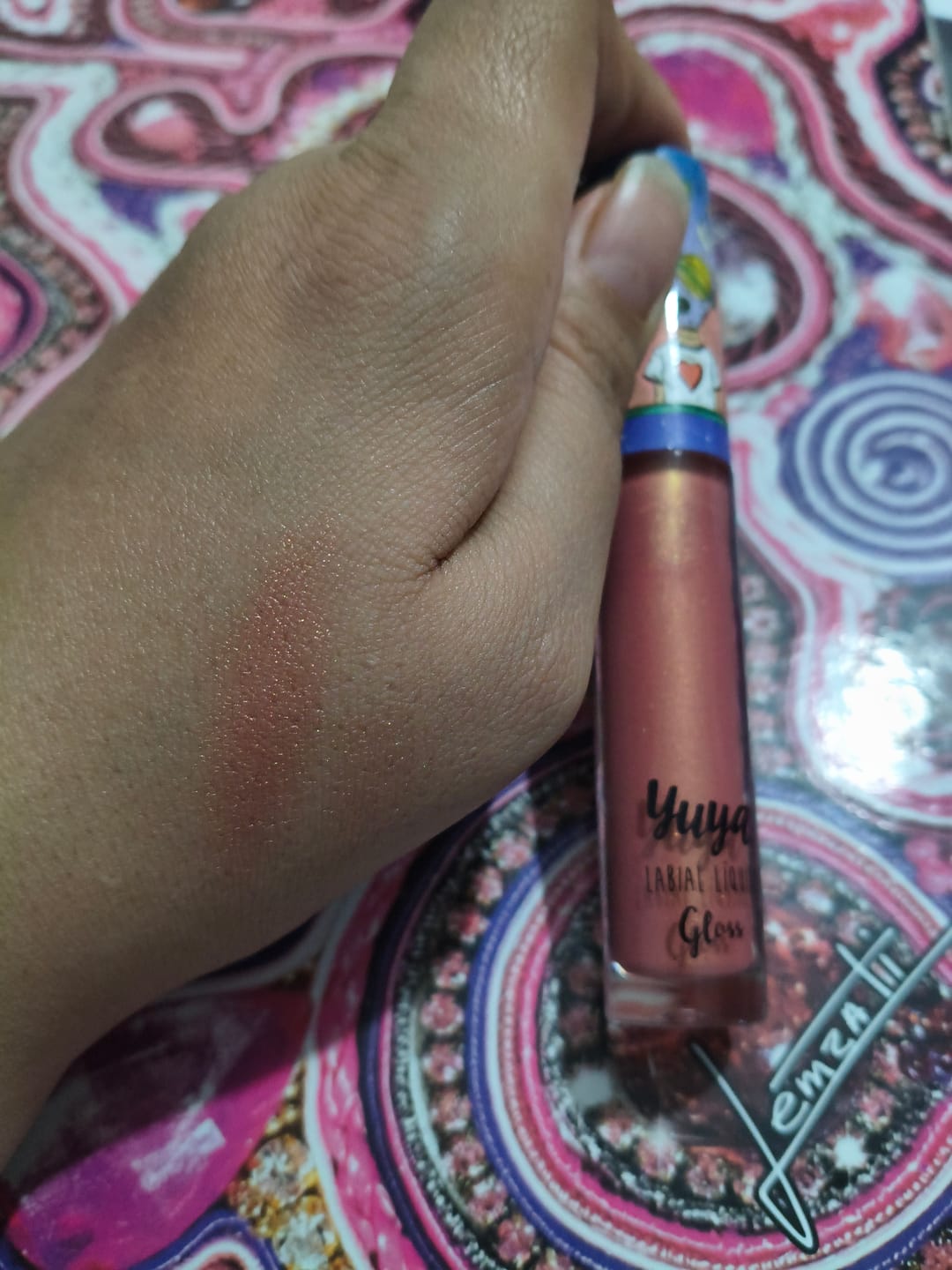 Customer photo review of Yuya Labial Gloss "Tu Magia"