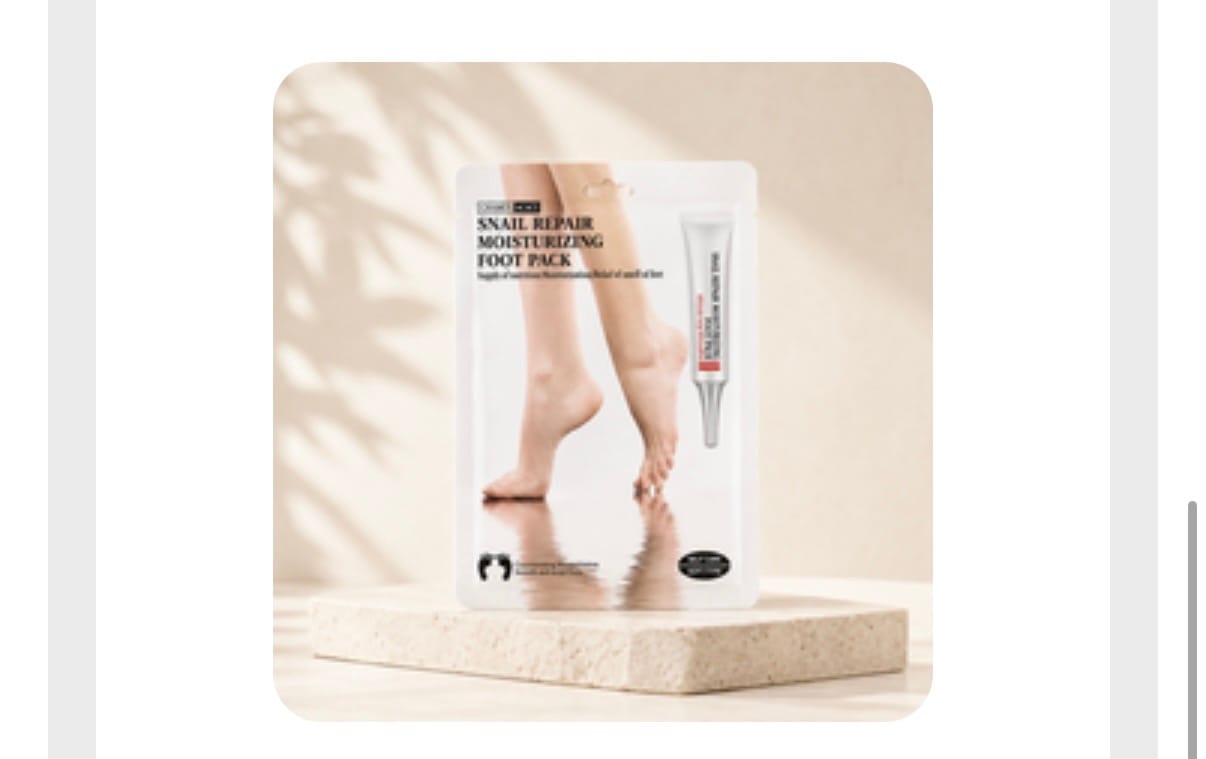 Customer photo review of Интензивно хидратираща маска за крака с екстракт от охлюв Chamos ACACI SNAIL REPAIR MOISTURIZING FOOT PACK