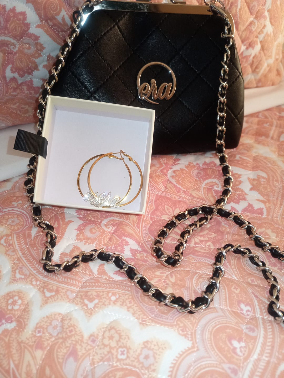 Customer photo review of ERA Mini Kisslock Chain Bag – Black