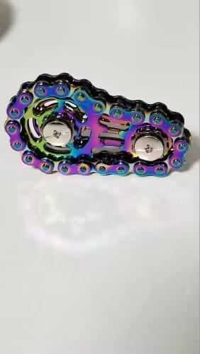 Customer photo review of Fahrradketten Finger Spinner Zappelspielzeug | Leise Fokushilfe Kinder Zahnrad Design